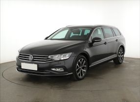 Volkswagen Passat - 2023