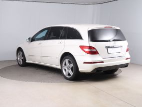 Mercedes - Benz R - 2011