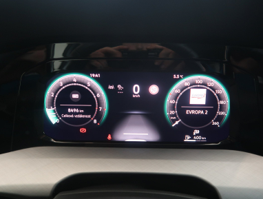 Volkswagen Golf - 2025