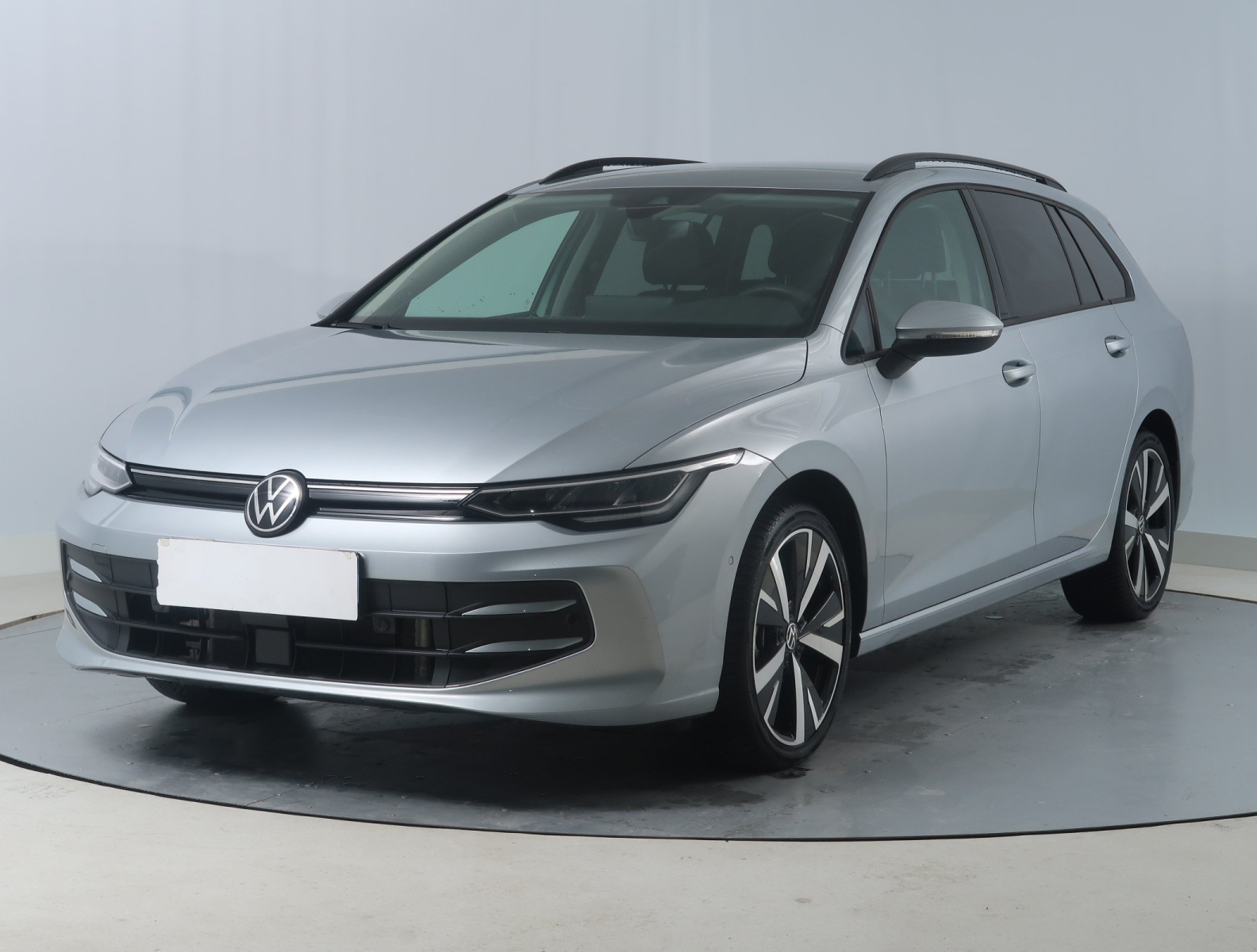 Volkswagen Golf - 2025