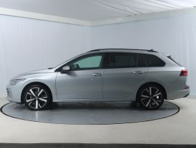 Volkswagen Golf - 2025