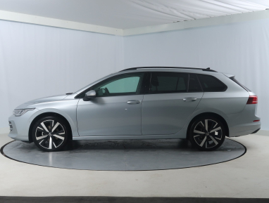 Volkswagen Golf - 2025