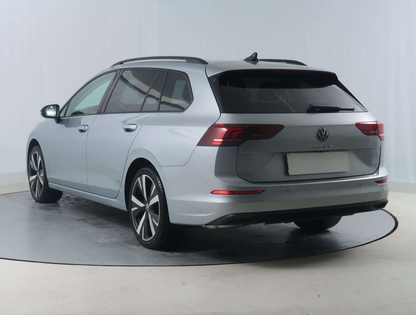 Volkswagen Golf - 2025