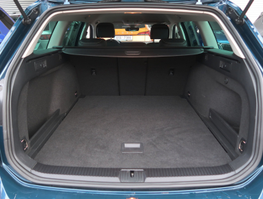 Volkswagen Passat - 2023