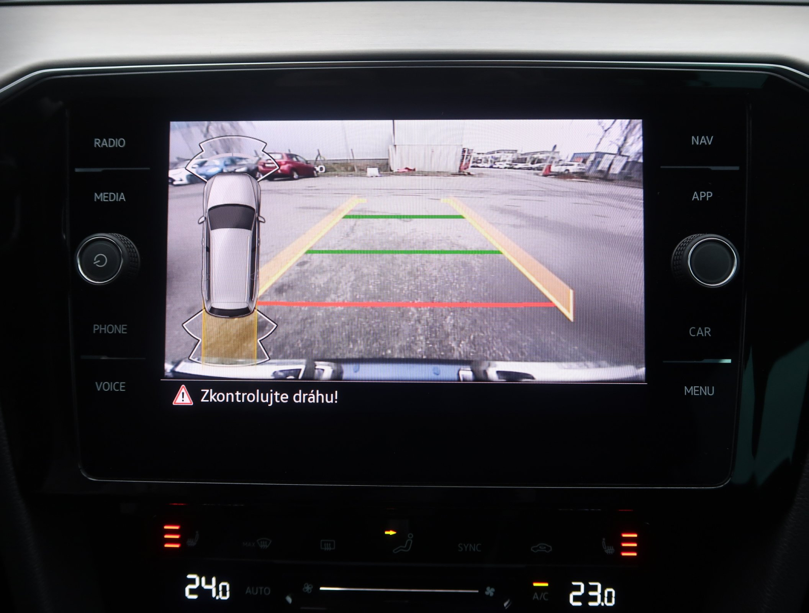 Volkswagen Passat - 2023