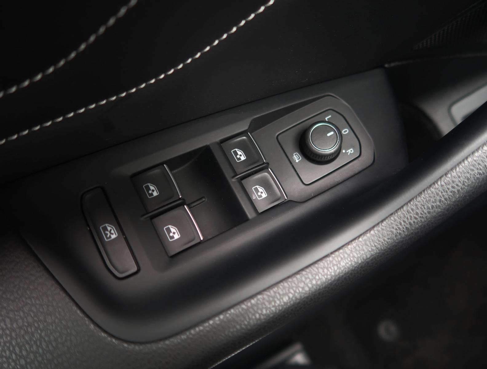 Volkswagen Passat - 2023