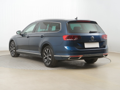 Volkswagen Passat - 2023