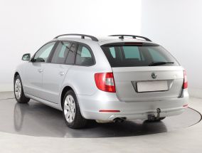 Škoda Superb - 2012
