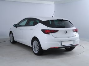 Opel Astra - 2018