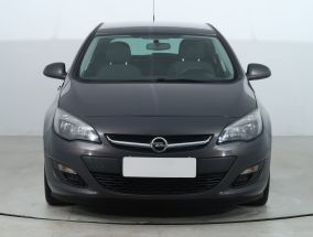 Opel Astra - 2013