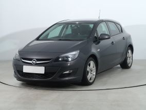 Opel Astra - 2013