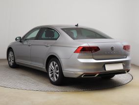Volkswagen Passat - 2019