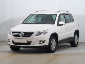 Volkswagen Tiguan - 2009