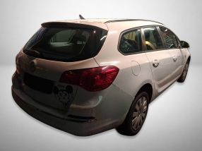 Opel Astra - 2014