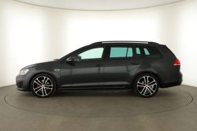 Volkswagen Golf - 2016