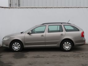 Skoda Octavia - 2011
