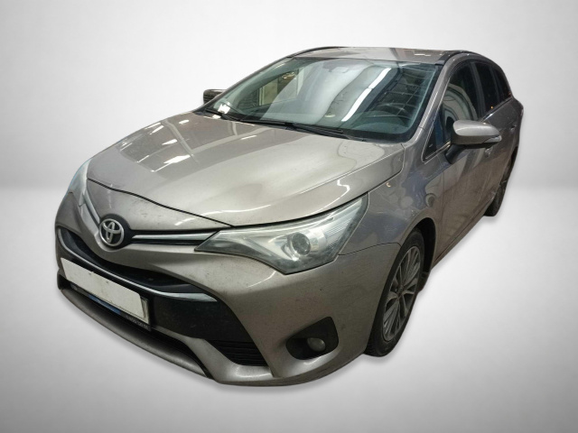 Toyota Avensis 2016