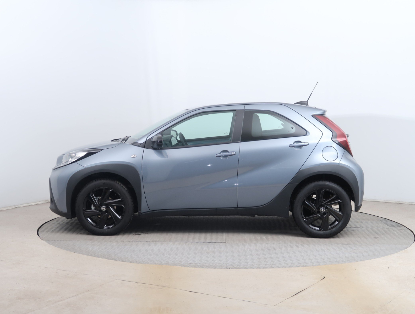 Toyota Aygo X - 2025