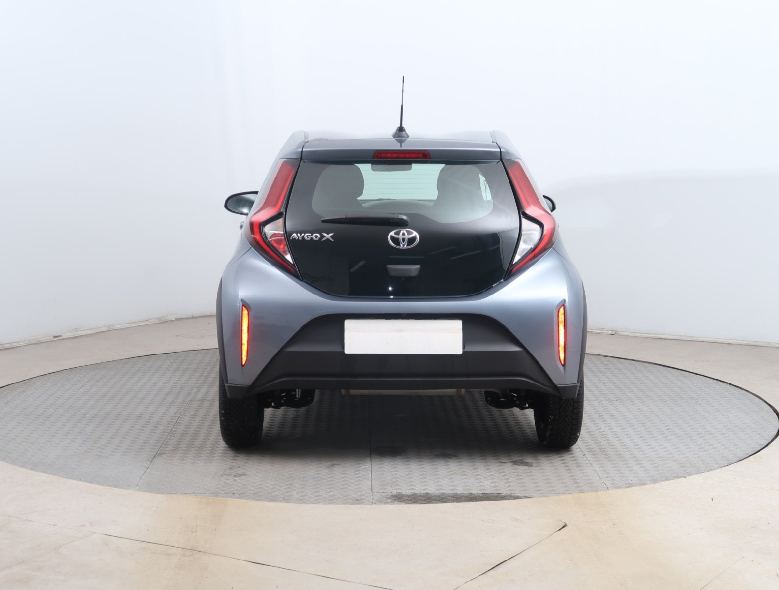 Toyota Aygo X - 2025