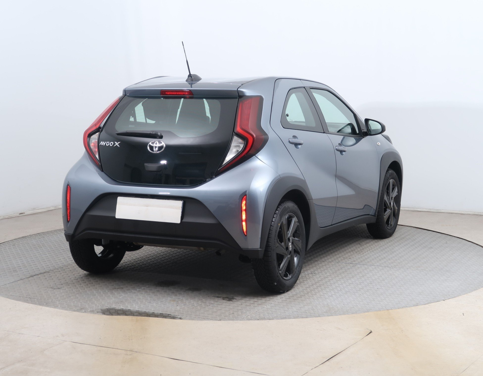 Toyota Aygo X - 2025