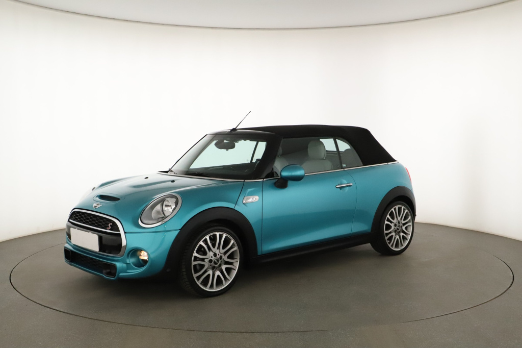 MINI Cabrio