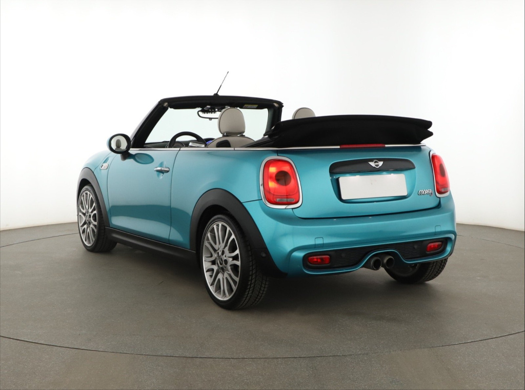 MINI Cabrio