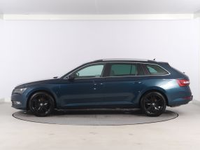Škoda Superb - 2016