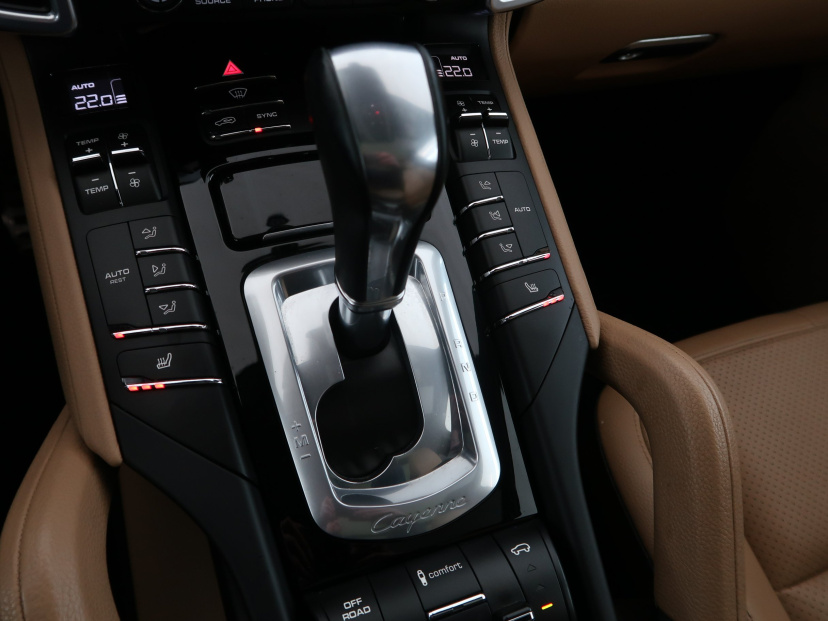 Porsche Cayenne, 2016