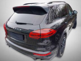 Porsche Cayenne - 2016