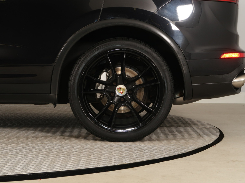 Porsche Cayenne, 2016
