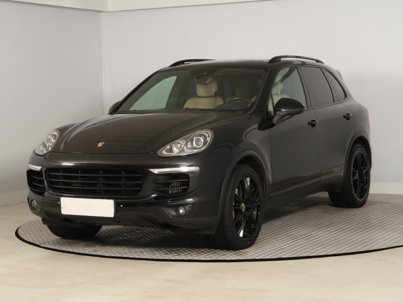 Porsche Cayenne, 2016