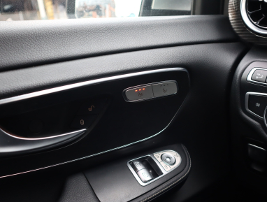 Mercedes - Benz V - 2022