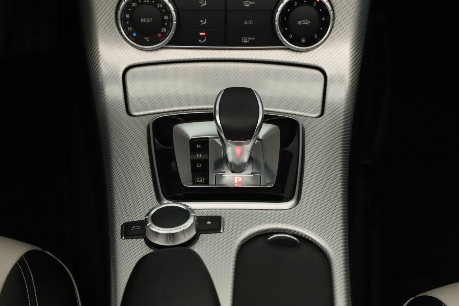 Mercedes-Benz SLC - 2020