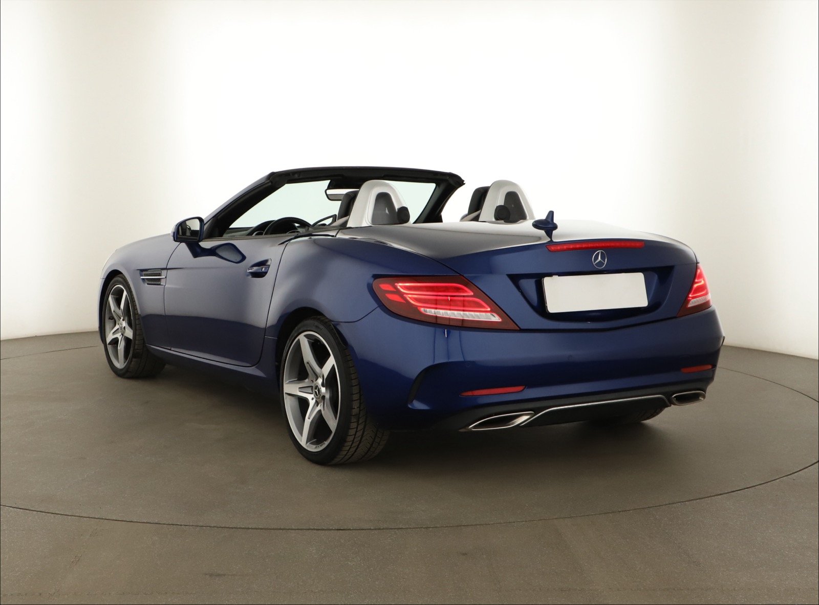 Mercedes-Benz SLC - 2020