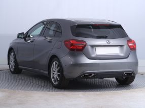 Mercedes - Benz A - 2016