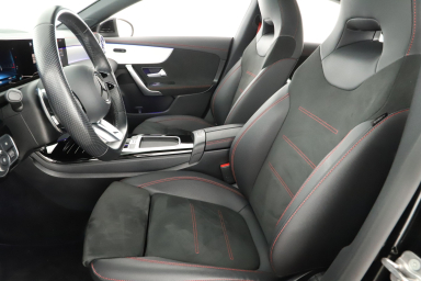 Mercedes - Benz CLA - 2024