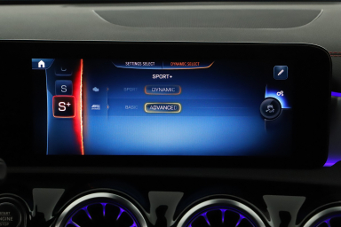 Mercedes - Benz CLA - 2024