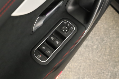 Mercedes-Benz CLA - 2024