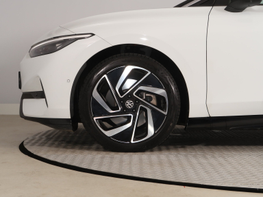 Volkswagen ID.7 - 2024