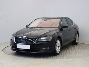 Škoda Superb - 2015