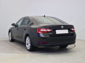 Škoda Superb - 2015
