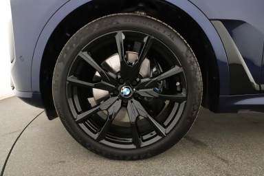 BMW X7 - 2023