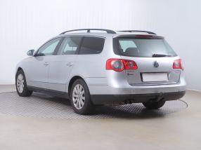 Volkswagen Passat - 2008