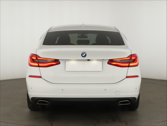 BMW 6GT