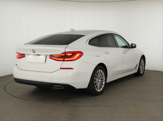 BMW 6GT