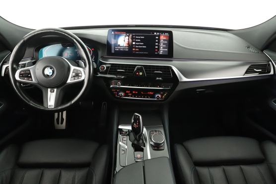 BMW 6GT