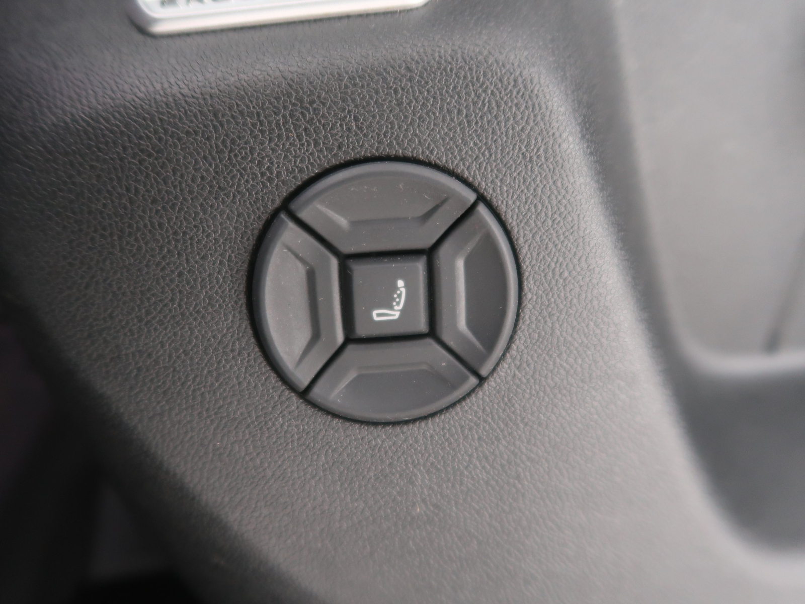 Volkswagen Tiguan - 2024