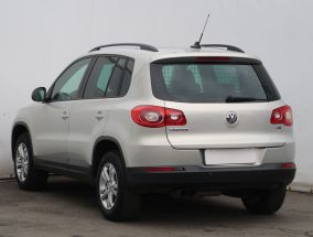 Volkswagen Tiguan - 2010