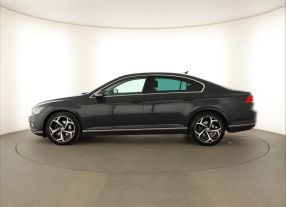 Volkswagen Passat - 2019