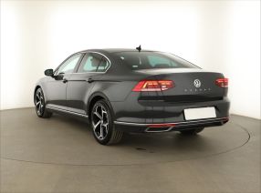 Volkswagen Passat - 2019